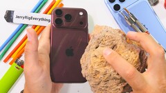 Viele Kratzer an der Rückseite des iPhone 18 Pro (Max) lassen sich einfach wegwischen - aber nicht alle, wie der Durability-Test zeigt.