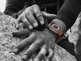 Die Apple Watch Ultra ist Apples bisher größte Smartwatch, erstmals sollen mehrere Tage Akkulaufzeit möglich sein. (Bild: Apple)
