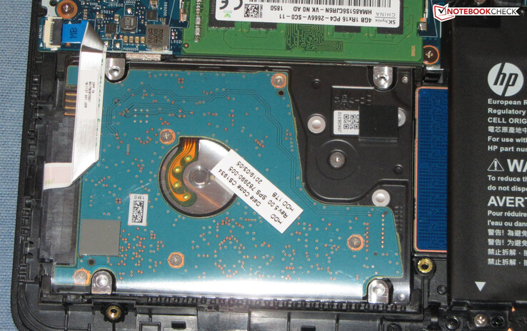 HP verbaut zusätzlich eine 2,5-Zoll-Festplatte.