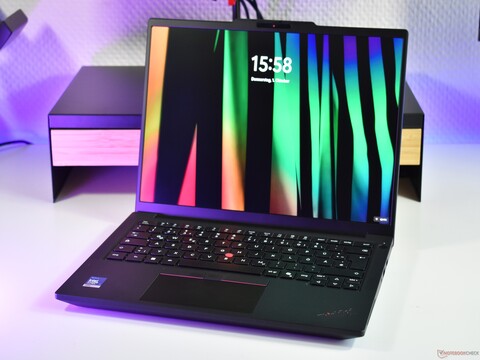 Besseres Display, stärkere CPU, kuriose Abstriche: Lenovo ThinkPad T14 Gen 7 (Ultra 7 366H) Laptop-Test