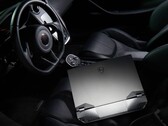 MSI orientiert sich beim Design des GT76 Titan Gaming-Laptop am klassischen Rennwagen-Design. (Bild: MSI)