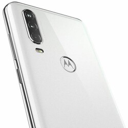 Die drei Kameralinsen auf der Rückseite (Quelle: Winfuture)