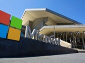 Microsoft hat die Notfall-Patches KB5091157 und KB5091575 veröffentlicht, um Neustartschleifen von Domänencontrollern zu beheben, die durch das Sicherheitsupdate KB5082063 vom April 2026 ausgelöst wurden