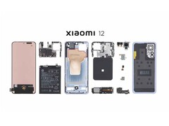 Auch das kleinere Xiaomi 12 wird in China einem ersten Teardown unterzogen und entblößt seine Geheimnisse, diesmal direkt von Xiaomi selbst.