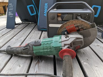 Der Trennschleifer springt an, läuft aber nicht durch