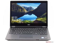 Klassisches Business-Notebook Fujitsu LifeBook U748 mit zwei RAM-Slots und farbtreuem Touchscreen für günstige 219 Euro refurbished (Bild: Andreas Osthoff)
