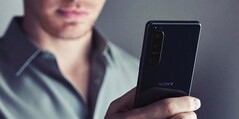 Das Sony Xperia 1 III und das Xperia 5 III sind derzeit mit attraktiven Rabatten erhältlich. (Bild: Sony)