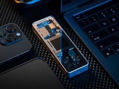 Dockcase Explorer Edition: Neuer 7-in-1-Hub