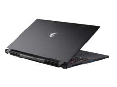 Aorus 15G XC Gaming-Laptop im Test: Feature-Rückschritte für ein Upgrade auf eine RTX 3070