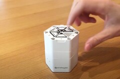 Der AromaShooter nimmt sechs Aroma Cartridges auf, die jeweils einen Geruch enthalten. (Bild: AromaJoin)