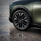 Französischer Luxus für die Premium-Klasse: Der neue DS N°7 verspricht bis zu 740 Kilometer elektrische Reichweite gepaart mit Pariser Flair.