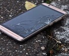 Smartphones: Hälfte der Nutzer lässt kaputte Handys reparieren, Forderung für ermäßigten Mehrwertsteuersatz.