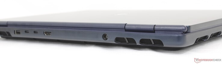 Rückseite: USB-A 3.2 Gen. 1 (5 Gbit/s), 1x USB-C Thunderbolt 4 w/ DisplayPort 2.1 (40 Gbit/s), 1x USB-C 3.2 Gen. 2 w/ DisplayPort + Power Delivery (10 Gbit/s), HDMI 2.1, Netzgerät