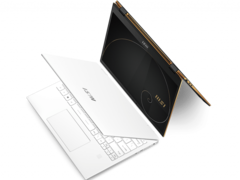 Das Convertible MSI Summit E13 Flip Evo im Test: Ein zeitloses Design