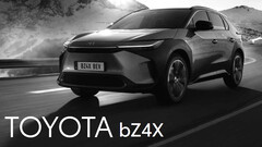 Toyota bZ4X Elektro-SUV startet als erstes reines Elektroauto der Japaner mit Front- und Allradantrieb.