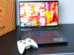 GeForce RTX 5090, Core Ultra 9, 32 GB RAM, 2-TB-SSD: MSI Vector 17 HX AI.