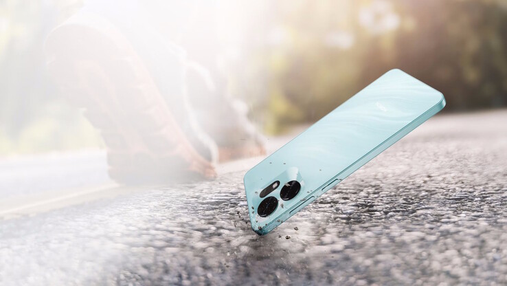 Das Smartphone soll Stürze zumindest in Maßen verkraften (Bildquelle: Honor)