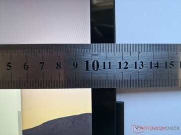 Breite Displayränder