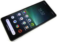 Das Sony Xperia 5 V Smartphone nähert sich seinem Allzeit-Bestpreis (Bild: Manuel Masiero)