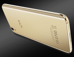 UMi Diamond: Schockresistenter 5-Zöller in schickem Gewand