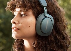 Die Bowers & Wilkins Px7 S2e werden in vier Farben angeboten, inklusive Blau. (Bild: Bowers & Wilkins)