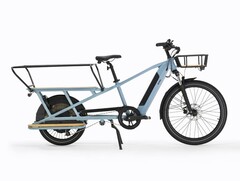 Das Decathlon R500E hat einen extralangen Gepäckträger und darf bis zu 170 Kilo zuladen.