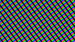 Das LC-Display setzt auf eine klassische RGB-Sub-Pixel-Matrix bestehend aus einer roten, einer blauen und einer grünen Leuchtdiode.