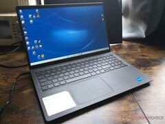 Deal: Dell Inspiron 15 Office-Laptop mit 120Hz-Display, AMD Ryzen 5 und aufrüstbarem RAM für unschlagbar günstige 359 Euro direkt vom Hersteller (Bild: Allen Ngo)