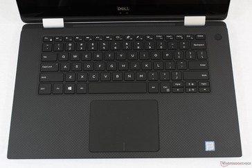 Dell lässt den Ziffernblock weg und hat ein größeres 10,5x8,0-cm-Trackpad.