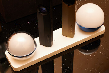 Voller MCC-Support, sowohl per Dock … (Bildquelle: Andreas Sebayang/Notebookcheck.com)