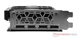 Die externen Anschlüsse der KFA2 GeForce RTX 4060 1-Click OC 2X