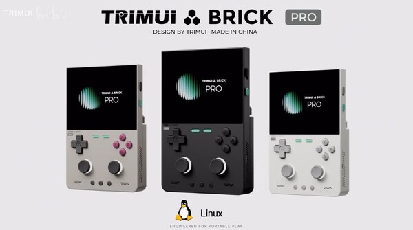 Der TrimUI Brick Hammer Pro hat ein Gehäuse aus Plastik und einen Allwinner-Prozessor