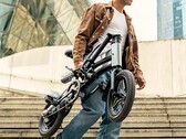LC2: Klappbares E-Bike soll sich leicht mitnehmen lassen (Bildquelle: Jimove)