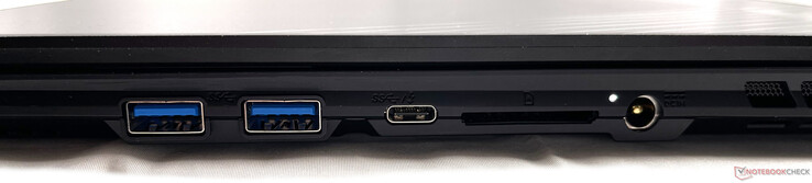 Rechts: 2x USB Typ-A 3.2 Gen. 1, USB-C Thunderbolt 3 (mit DisplayPort & Power Delivery), SD-Kartenleser, Netzanschluss