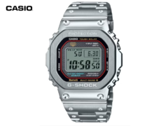 Die Casio GMW-B5000D-1C (siehe Abbildung) verfügt über einen roten Akzentring am inneren Rand der Metalllünette.“ (Bildquelle: Great G-Shock World – bearbeitet)