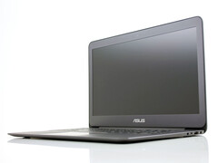 Test Asus ZenBook UX305 Subnotebook