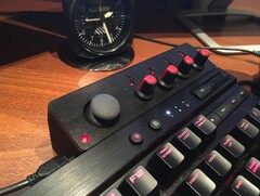 Neues Projekt: Arduino wird zum Tastatur-Zusatz mit Joystick und Drehregler (Bild: bradgrier)