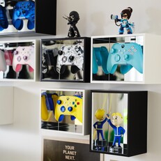 Ikea YXSTABY Schaukasten für Gaming-Controller