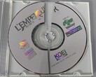 Die CD ist beim vorsichtigen Reinigen und Polieren zerbrochen