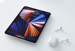 Das Apple iPad Pro soll künftig von Mini-LED auf OLED umsteigen. (Bild: David Švihovec)