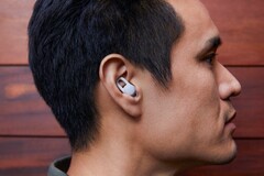 Die Huami Amazfit ZenBuds sollen vor allem beim Entspannen und Einschlafen helfen, ein Wecker sorgt für's rechtzeitige Aufwachen. (Bild: Amazfit)