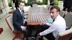 Bild © Reuters | Exclusive: In a world first, Facebook to give data on hate speech suspects to French courts.