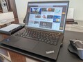 Mit geöffneter OVP ist das toll ausgestattete Lenovo ThinkPad T14s jetzt günstig bestellbar (Bild: Allen Ngo)