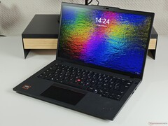 AMD Ryzen AI im klassischen ThinkPad: Lenovo ThinkPad T14 Gen 6 AMD Laptop Test