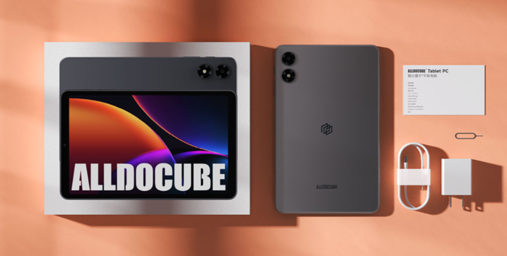 Alldocube iPlay 80 Mini Pro mit Zubehör