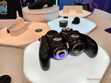 Die Bedienelemente des Proteus lassen sich frei anordnen...