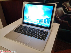 Das HP Pavilion x2 12 (Bild: Eigenes von der CES 2016)