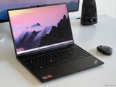 Lenovo ThinkPad E16 G1 AMD im Test - Großer Office-Laptop mit AMD-Power und WQHD-Display