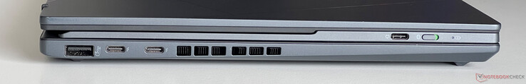 Links: USB-A 3.2 Gen.1 (5 Gbit/s), 2x USB-C 4.0 mit Thunderbolt 4 (40 GBit/s, DisplayPort, Power Delivery), USB-C (zum Laden der Bluetooth-Tastatur)