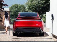 Tesla Model Y beim Laden